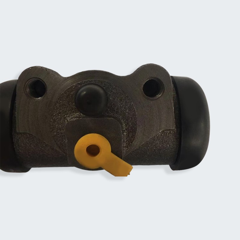 টয়োটা ফর্কলিফট 2 টন 7F/8F ব্রেক সিলিন্ডার টয়োটা ফর্কলিফট 2 টন 7F/8F ব্রেক সিলিন্ডার