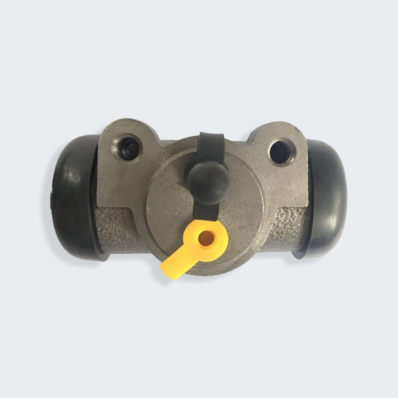 কোমাটসু ফর্কলিফ্ট 2-3 টন ব্রেক সিলিন্ডার কোমাটসু ফর্কলিফ্ট 2-3 টন ব্রেক সিলিন্ডার